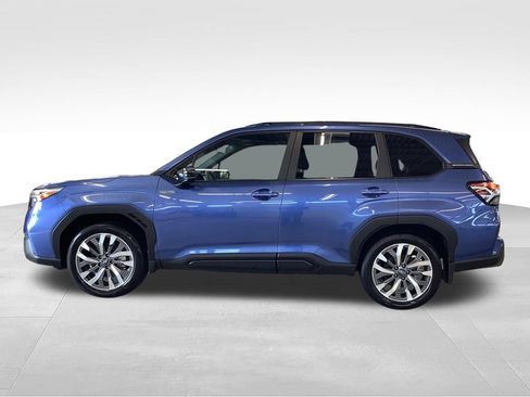Certified 2025 Subaru Forester Touring AWD/4WD image 5