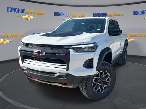 New 2026 Chevrolet Colorado ZR2 w/ Technology Package AWD/4WD image 4