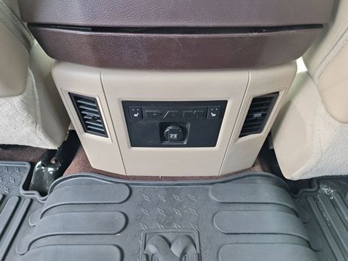 Used 2017 RAM 1500 Laramie w/ Convenience Group image 21