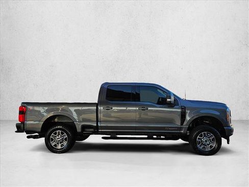 Certified 2023 Ford F250 Lariat w/ Lariat Ultimate Package AWD/4WD image 4