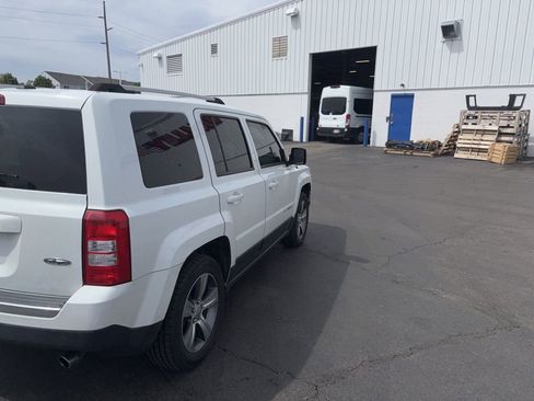 Used 2016 Jeep Patriot High Altitude FWD image 5