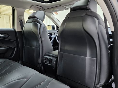Used 2022 Acura TLX w/ Technology Package FWD image 18