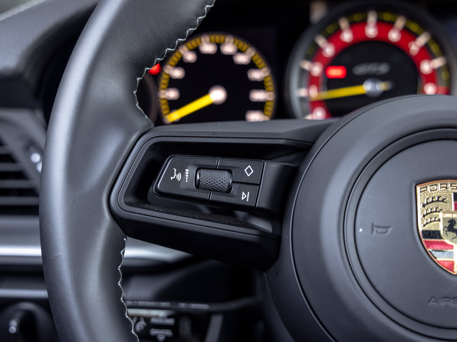 Certified 2022 Porsche 911 GT3 RWD image 31