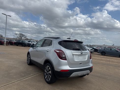 Used 2022 Buick Encore Preferred image 14