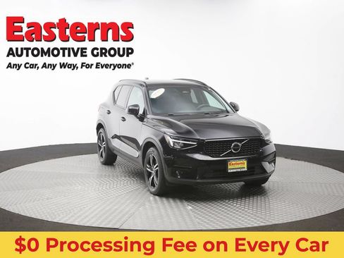 Used 2024 Volvo XC40 B5 Core AWD/4WD image 51