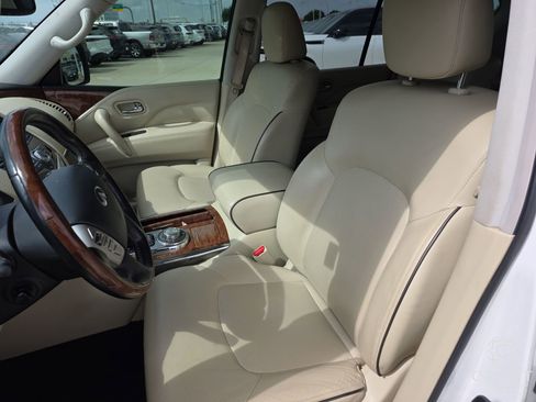 Used 2018 INFINITI QX80 4WD image 6