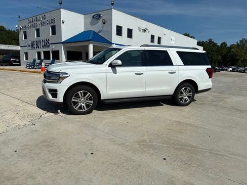 Used 2024 Ford Expedition Max Limited AWD/4WD image 18