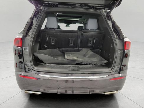 Used 2023 Buick Enclave Essence w/ Experience Buick Package AWD/4WD image 16