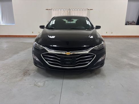 Used 2024 Chevrolet Malibu LT FWD image 3