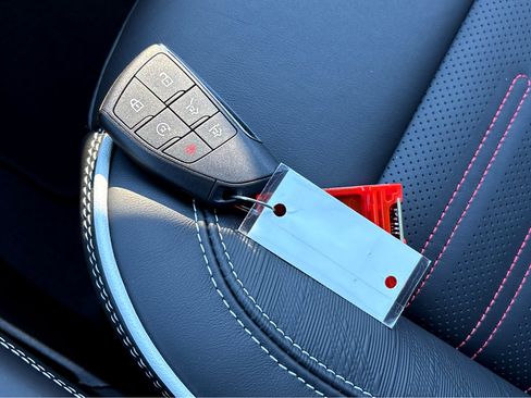 New 2025 GMC Yukon AT4 Ultimate image 39