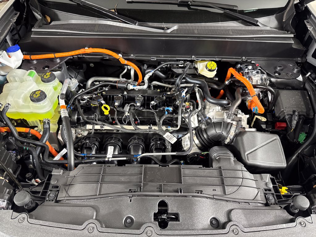 New 2026 Ford Maverick XLT w/ XLT Luxury Package FWD image 31