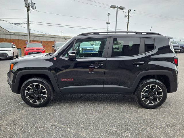 Used 2023 Jeep Renegade Trailhawk AWD/4WD image 51