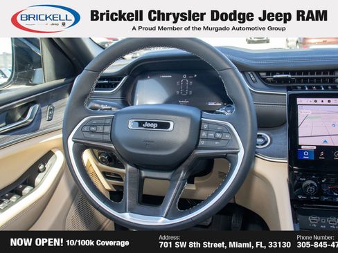 Used 2024 Jeep Grand Cherokee L Limited image 22