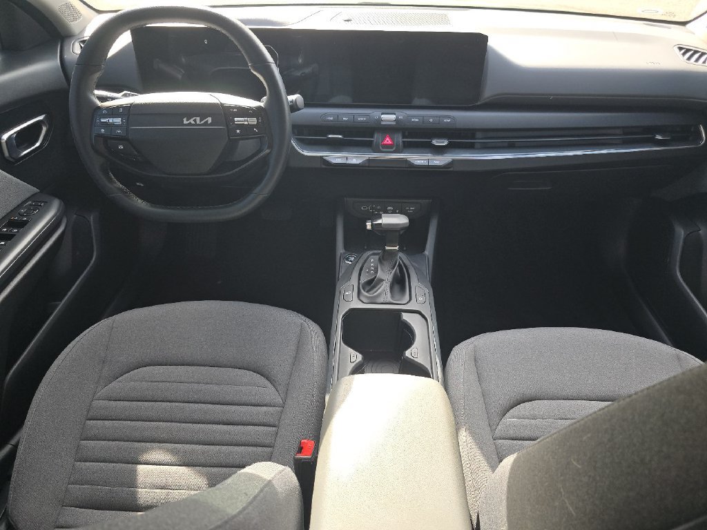 Used 2025 Kia K4 EX FWD image 19
