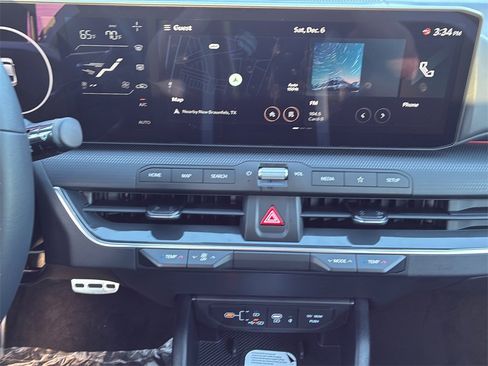 New 2025 Kia K4 GT-Line Turbo image 16