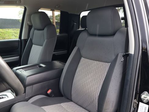 Used 2014 Toyota Tundra SR image 13