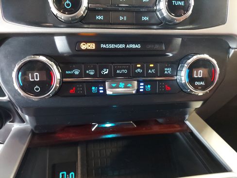 Used 2022 Ford F250 King Ranch w/ King Ranch Ultimate Package AWD/4WD image 18