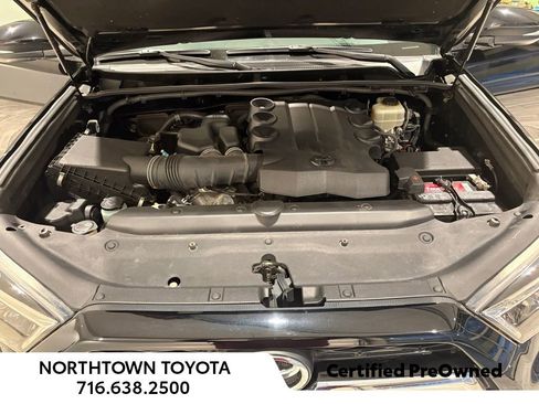 Used 2016 Toyota 4Runner Limited image 28