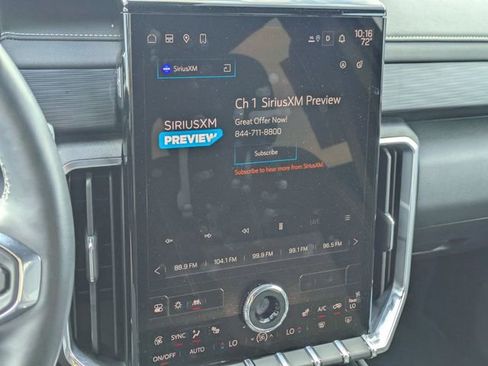 Used 2025 GMC Acadia Elevation FWD image 19