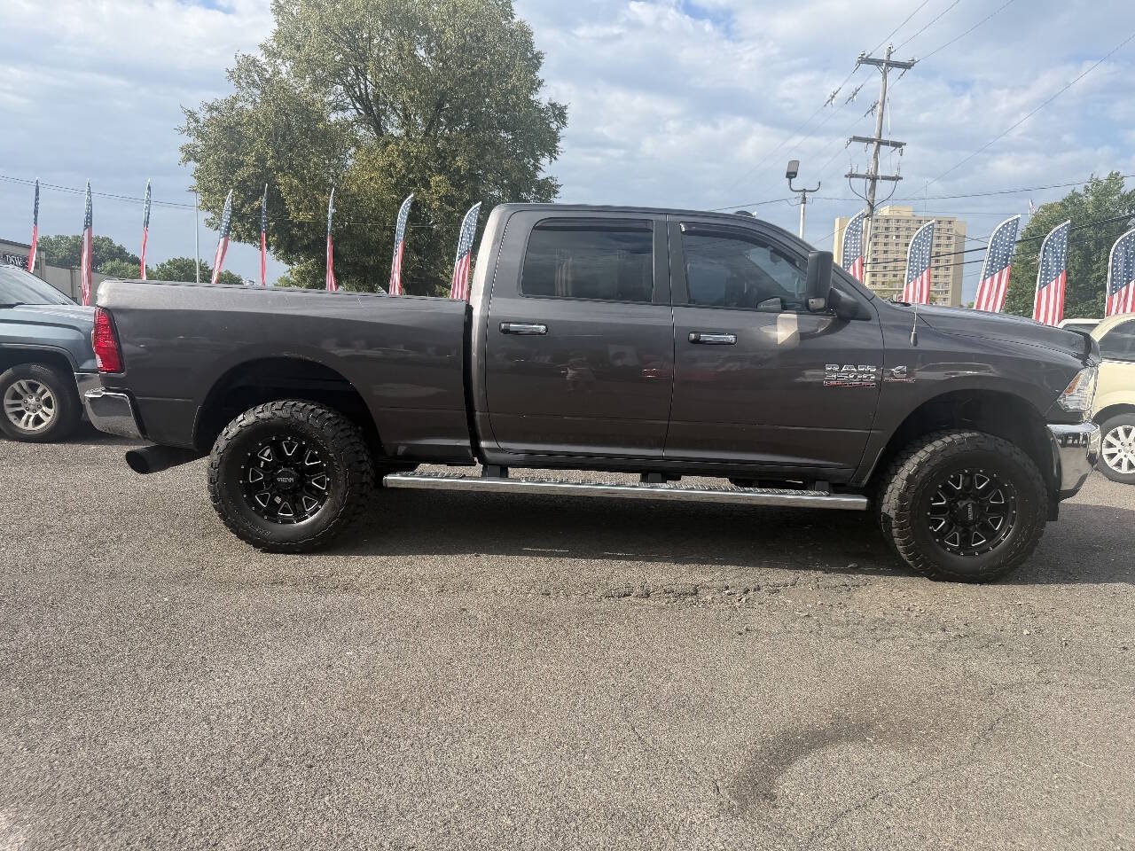 Used 2015 RAM 3500 SLT AWD/4WD image 1