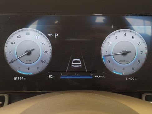 Used 2023 Hyundai Elantra SEL w/ Convenience Package FWD image 23