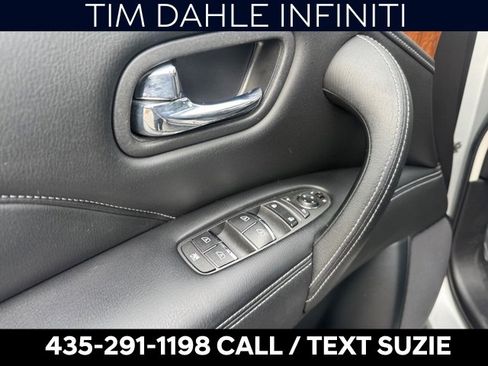 Used 2019 INFINITI QX80 Luxe image 9