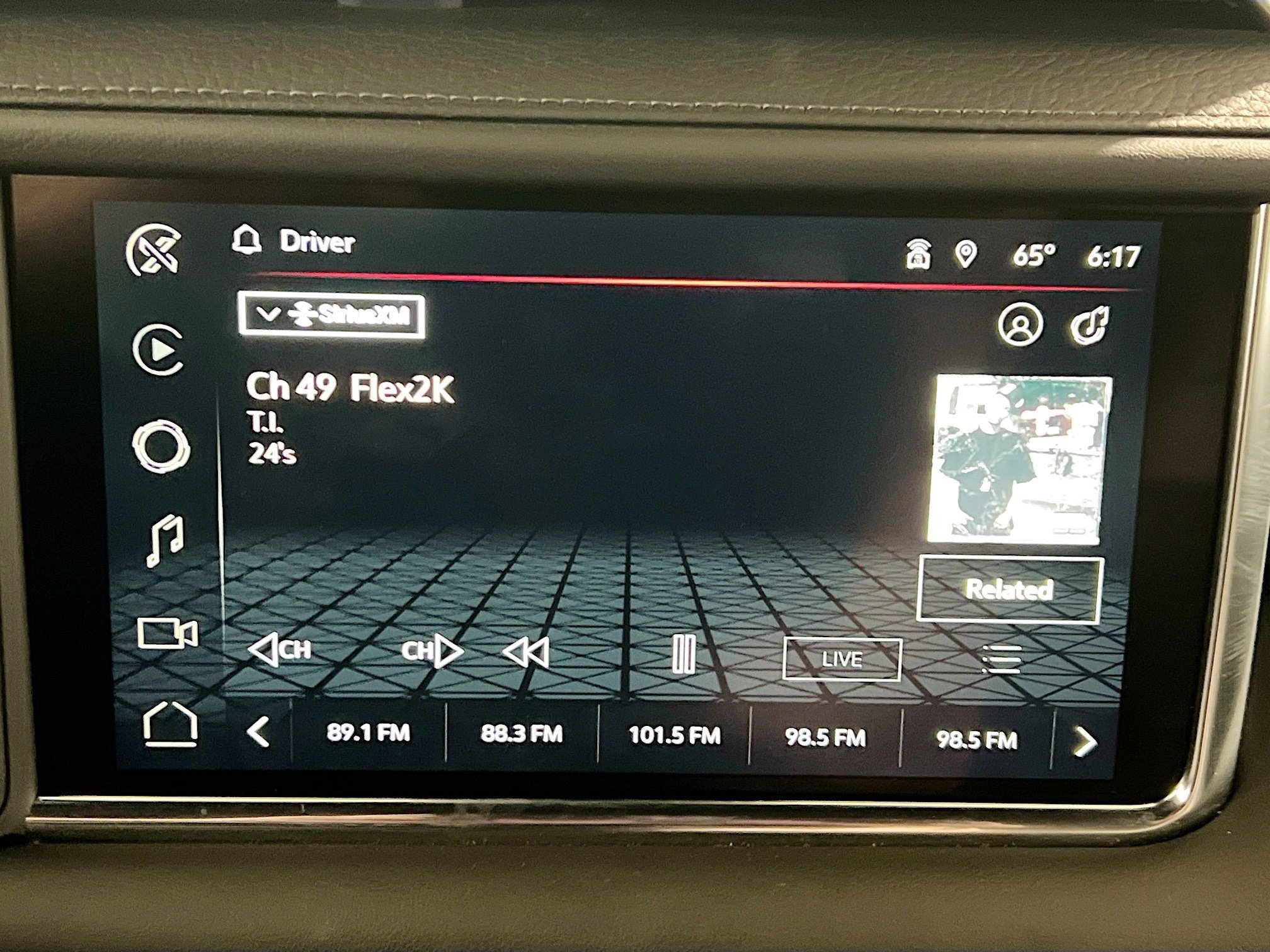 Used 2024 GMC Yukon Denali AWD/4WD image 10