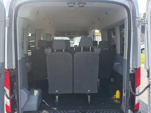 Used 2019 Ford Transit 350 XLT RWD image 12
