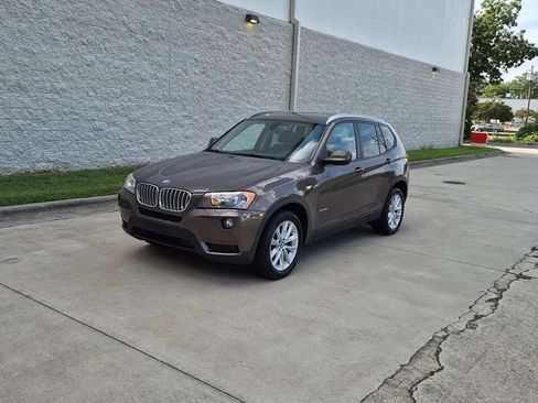 Used 2013 BMW X3 xDrive28i AWD/4WD image 2