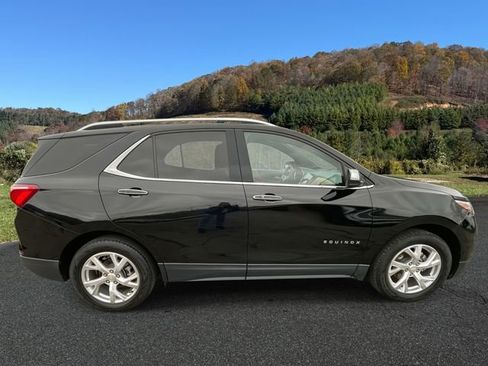 Used 2020 Chevrolet Equinox Premier image 8