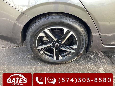 Used 2025 Nissan Sentra SV image 27