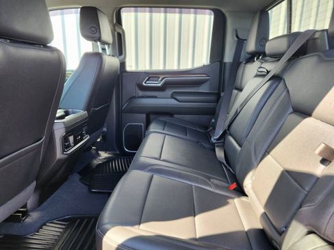 Used 2023 Chevrolet Silverado 1500 RST w/ Convenience Package II AWD/4WD image 14