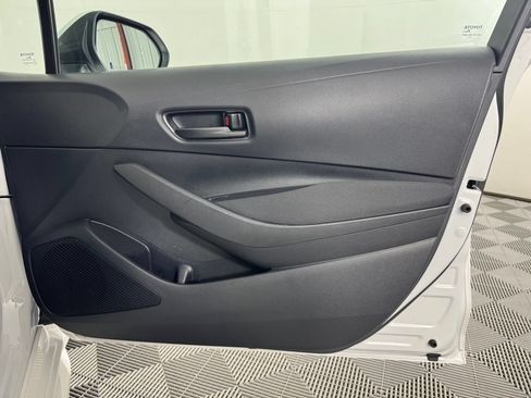 Used 2024 Toyota Corolla LE FWD image 33
