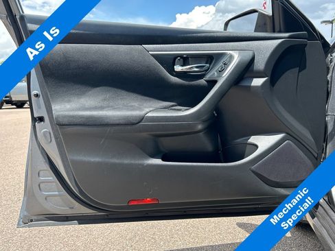 Used 2014 Nissan Altima 2.5 S w/ Display Audio Package FWD image 31