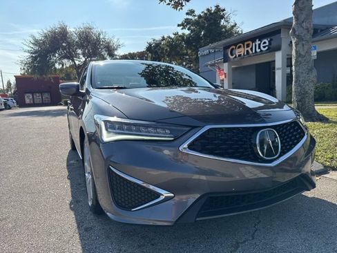 Used 2019 Acura ILX FWD image 2