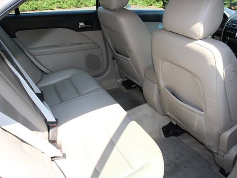 Used 2007 Ford Fusion SEL AWD/4WD image 6