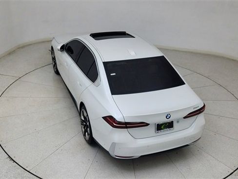 Used 2025 BMW 530i image 84