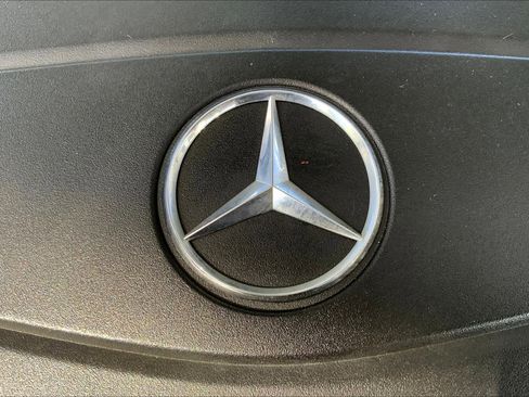 Certified 2020 Mercedes-Benz GLA 250 4MATIC image 32