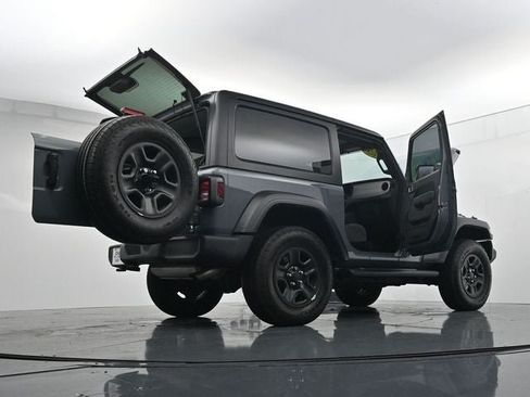Used 2025 Jeep Wrangler Sport AWD/4WD image 48