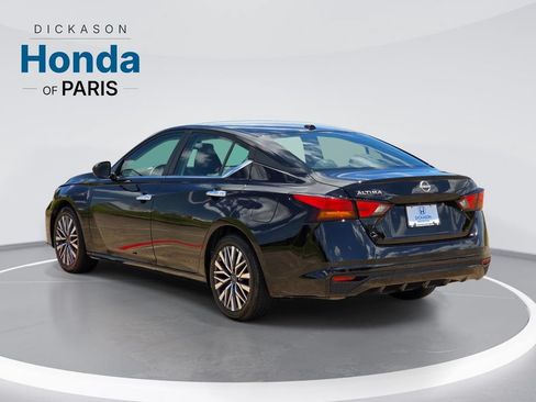 Used 2025 Nissan Altima 2.5 SV FWD image 7