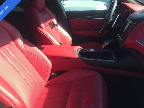 Used 2022 Maserati Levante Modena image 8