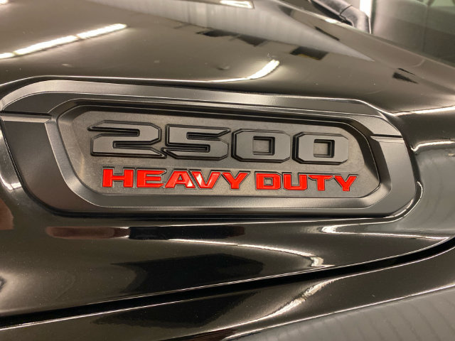 Used 2020 RAM 2500 Big Horn w/ Night Edition AWD/4WD image 4