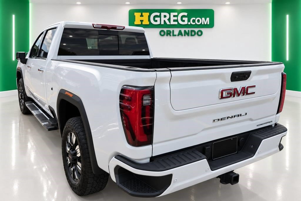 Used 2024 GMC Sierra 2500 Denali AWD/4WD image 2