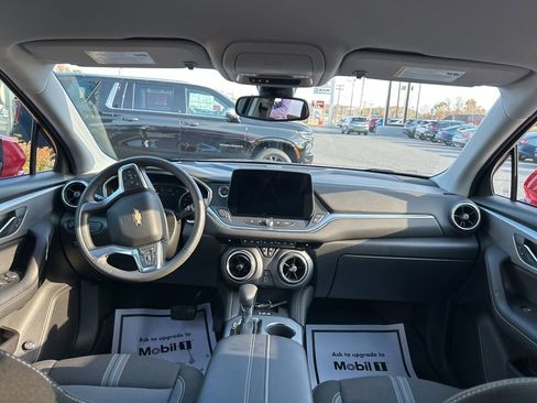 Used 2024 Chevrolet Blazer LT w/ Convenience Package image 14