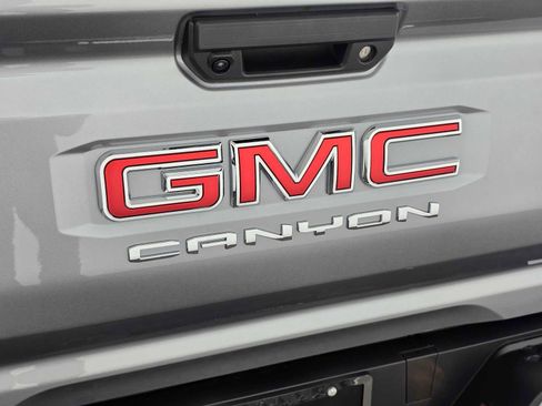 New 2026 GMC Canyon Elevation w/ Convenience Package image 14