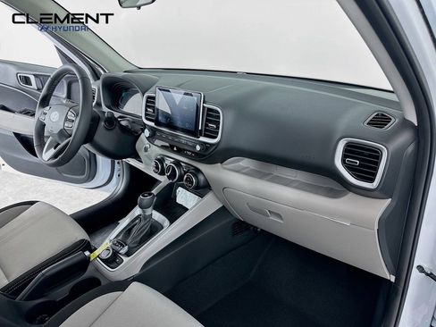 New 2026 Hyundai Venue SEL image 30