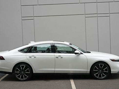 Used 2024 Honda Accord Touring image 53