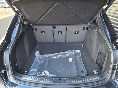 New 2026 Porsche Macan S image 27