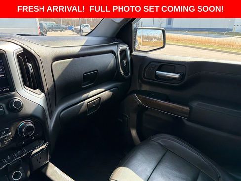 Used 2019 Chevrolet Silverado 1500 LT Trail Boss image 16