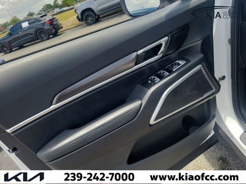 Certified 2023 Kia Telluride LX FWD image 22